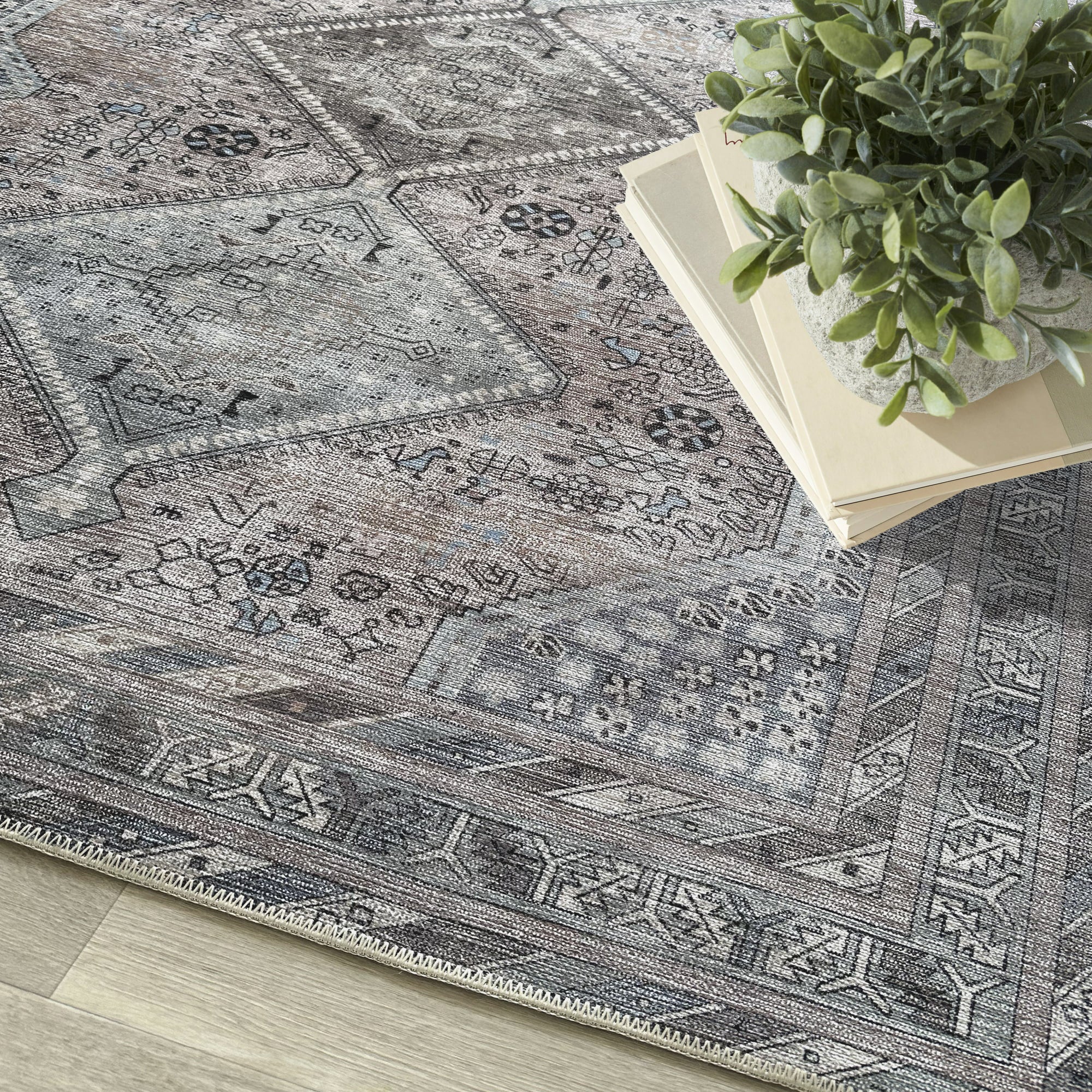 Imani Brown Off-White Modern Turkish Rug-Area Rugs-famerugs-2'x3' ft 60x90cm-fame