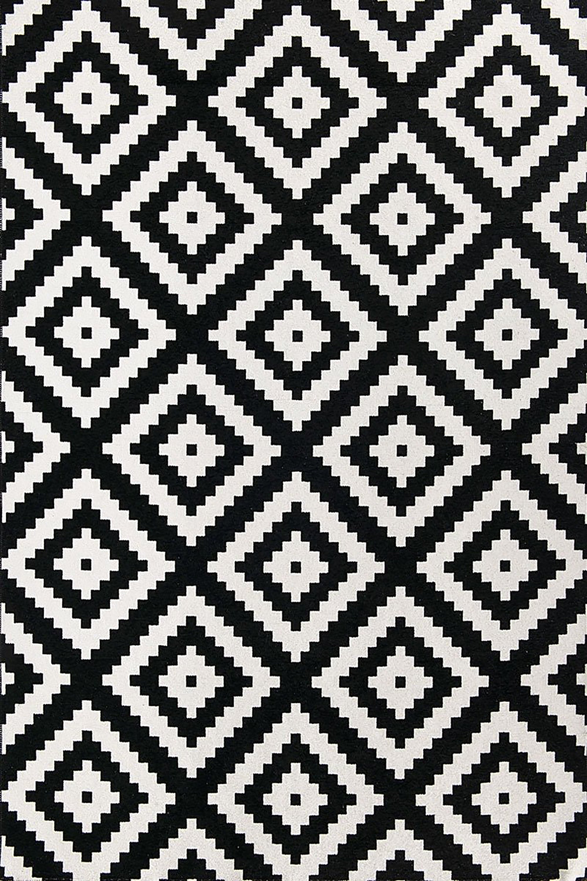 Qara Reversible Scandinavia Diamond Black and White Rug-Rugs-Fame Rugs-2'6"x4'9" 80x150cm-fame