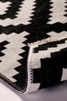 Qara Reversible Scandinavia Diamond Black and White Rug-Rugs-Fame Rugs-2'6"x4'9" 80x150cm-fame