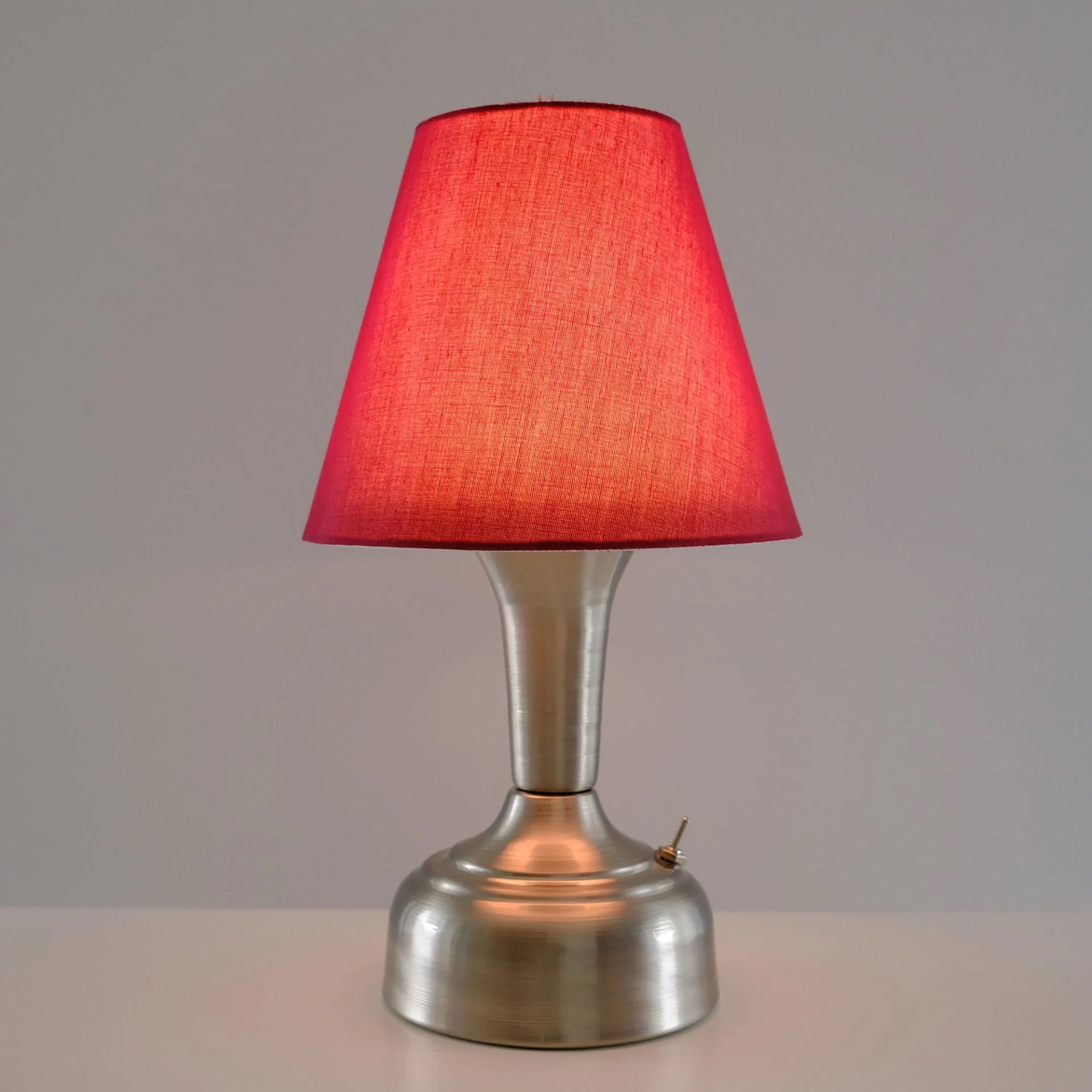 Stylish Retro Battery Operated Wireless LED Table Lamp