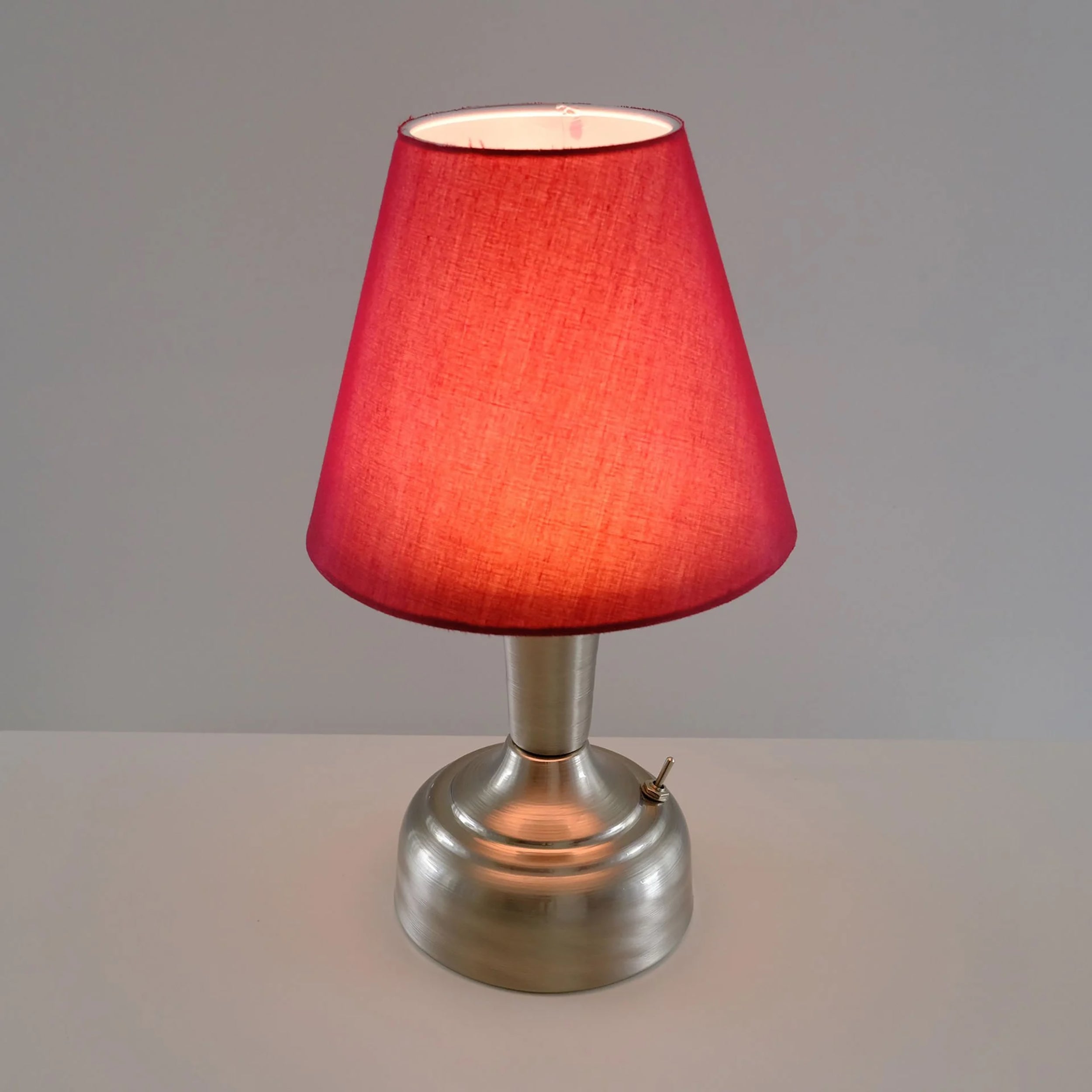 Stylish Retro Battery Operated Wireless LED Table Lamp