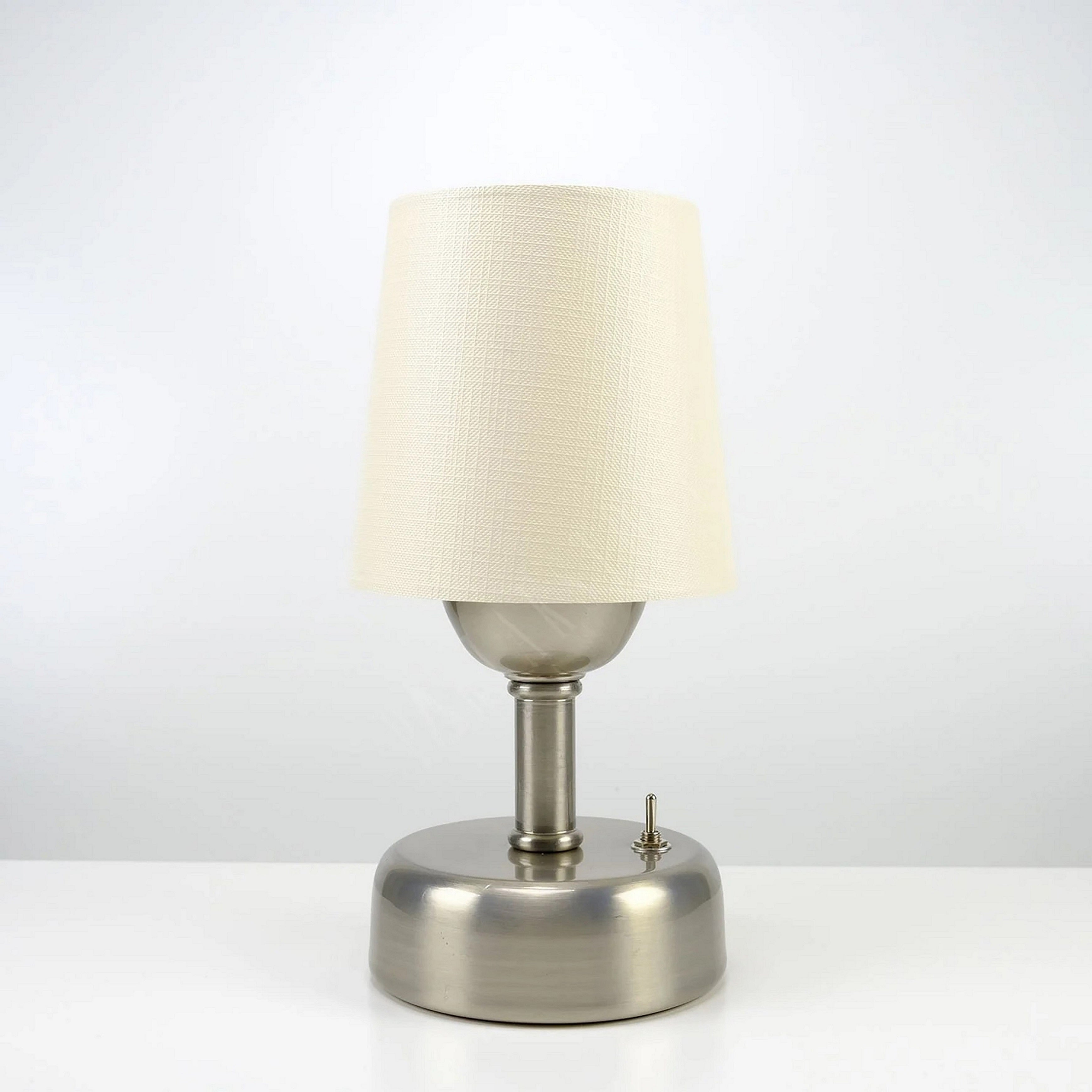 Stylish Retro Battery Operated Wireless LED Table Lamp