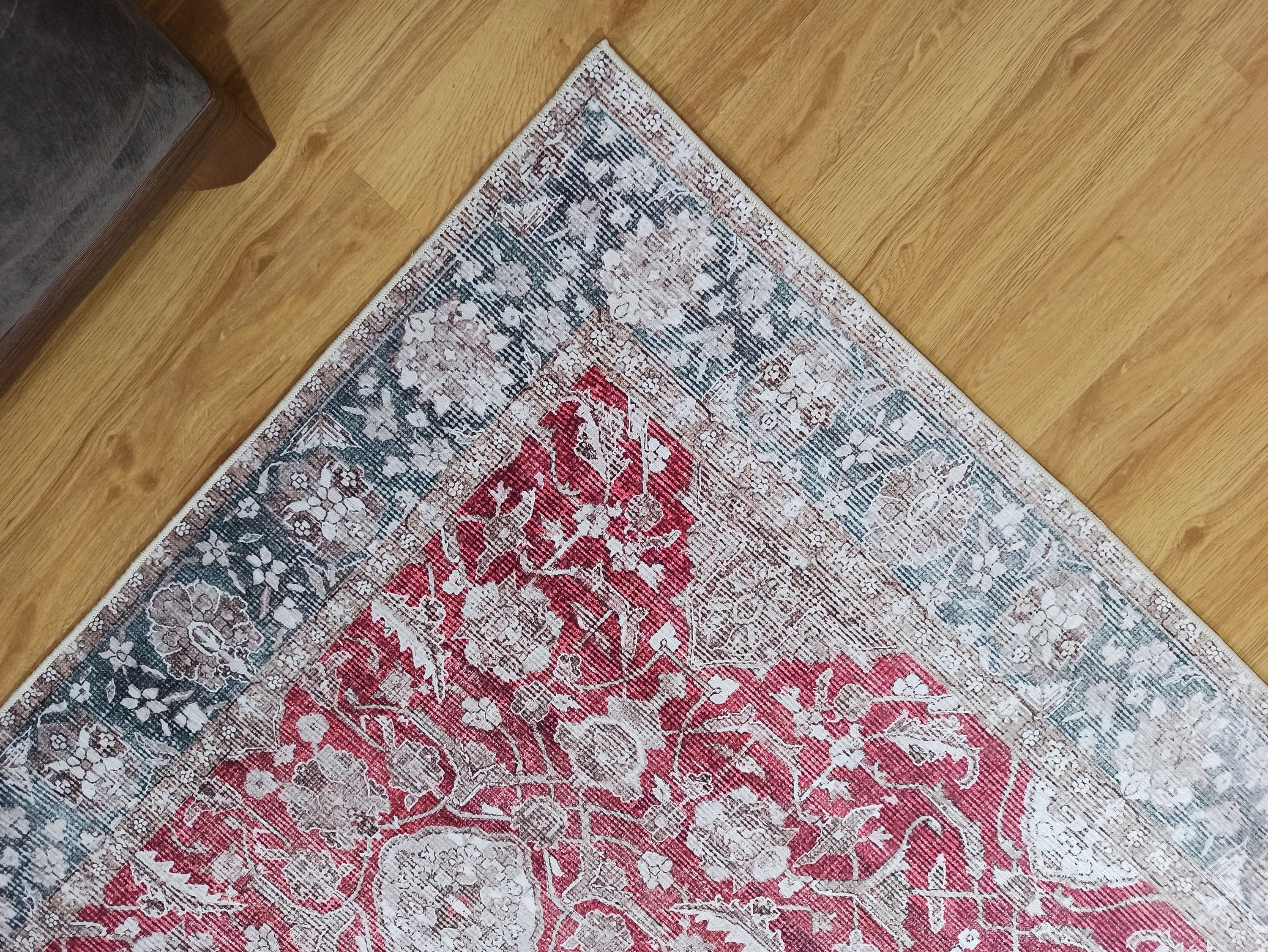 Dada Persian Vintage Red & Neutral Gray Rug - famerugs